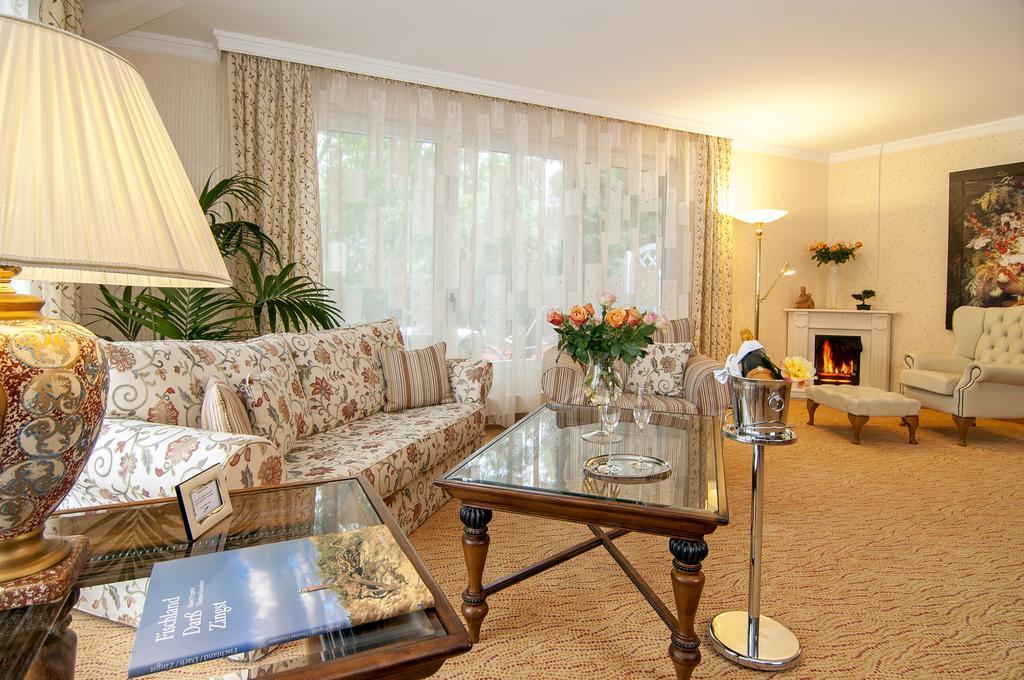 Hotel Blinkfueer Dierhagen Room photo